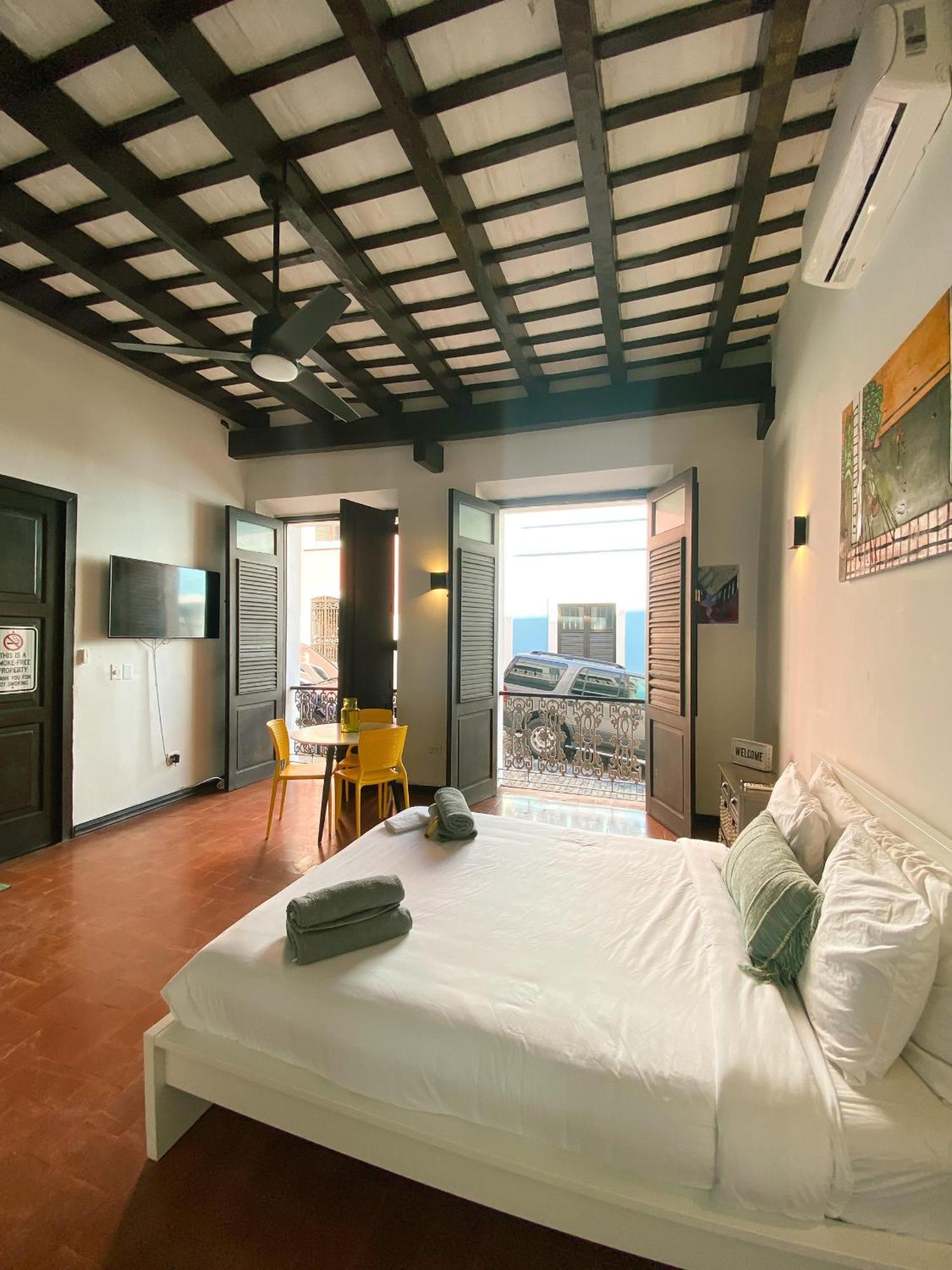 Just Remodeled In Colonial Osj Unique Location Local Experience Apartamento