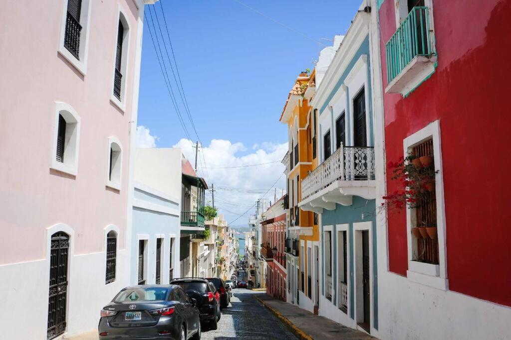 Just Remodeled In Colonial Osj Unique Location Local Experience Apartamento San Juan